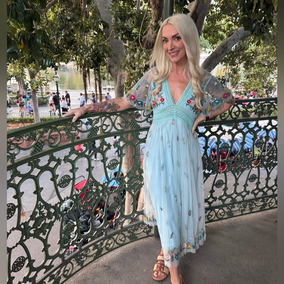 Meet your Posher, Posh - Picture 1 of 1